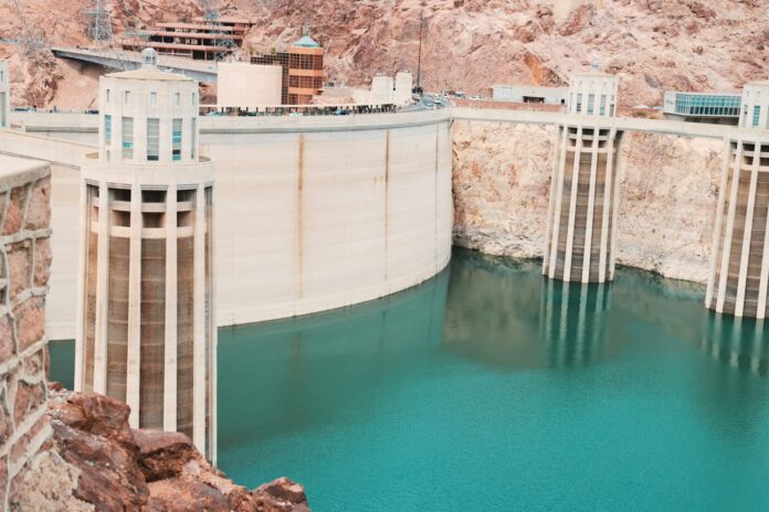 white concrete dam during daytime